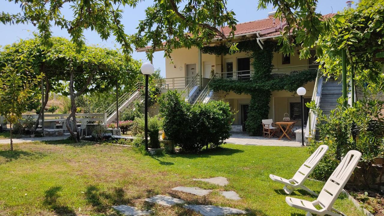 Asterias Maisonette & Apartments Karianí Buitenkant foto