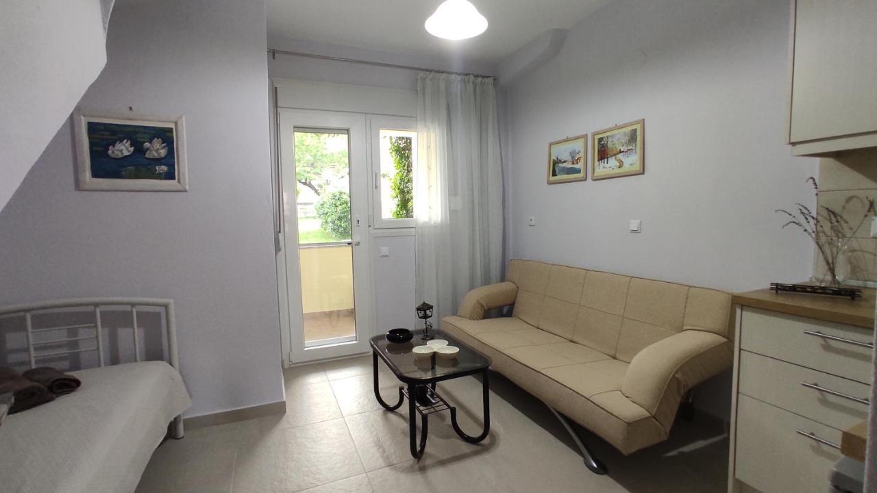 Asterias Maisonette & Apartments Karianí Buitenkant foto